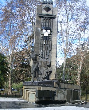 Monumento a Eva Duarte - Buenos Aires